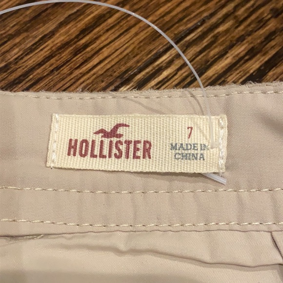 **NWT** Hollister Skirt - Picture 4 of 6